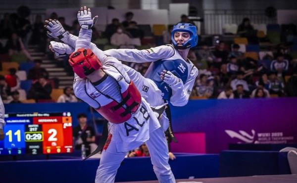 مشتِ خطا یا تمارض؟ اختلاف نظر داوران درباره فینال پرحاشیه حاجی‌موسایی + فیلم و عکس