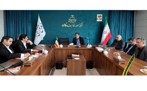 رئیس کمیسیون اجتماعی: شاغل بودن صرفا به‌معنای استخدام در دستگاه‌های دولتی نیست